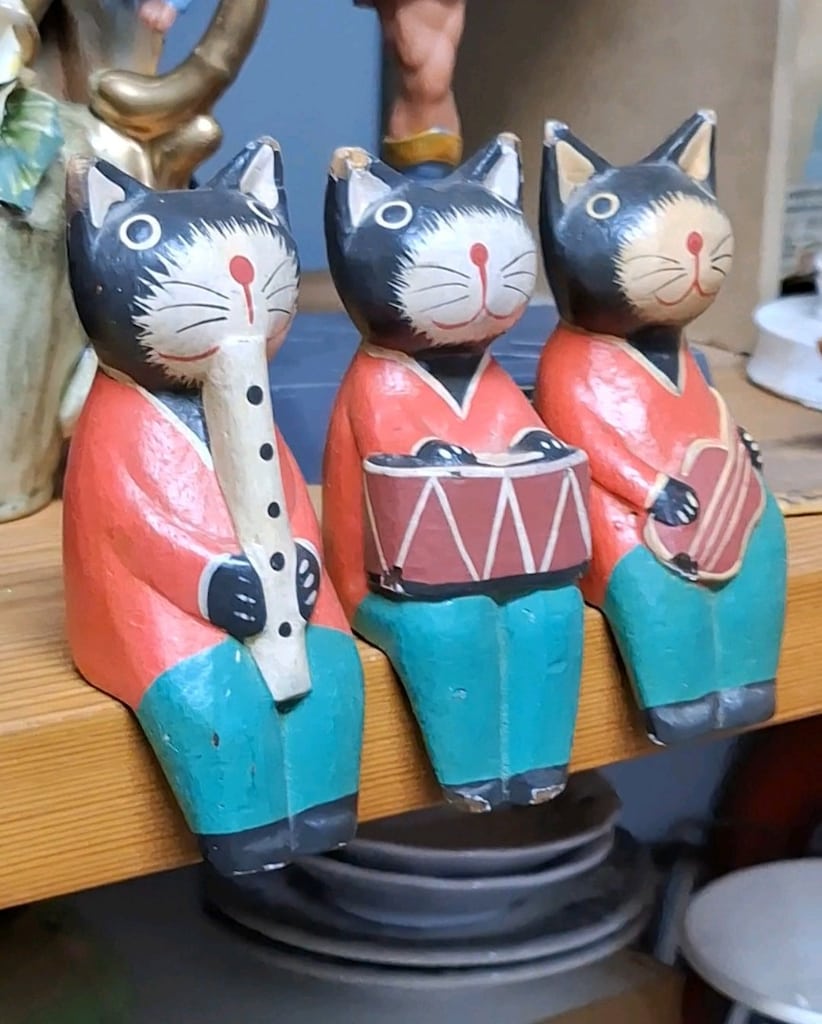 Antika ahşap kedi orkestrası - 3