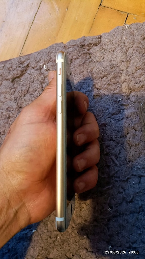 iPhone 7 - 7