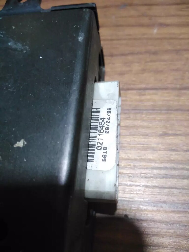 LAND RANGE ROVER P38 KAPI İÇ AMFİ STEREO - 3