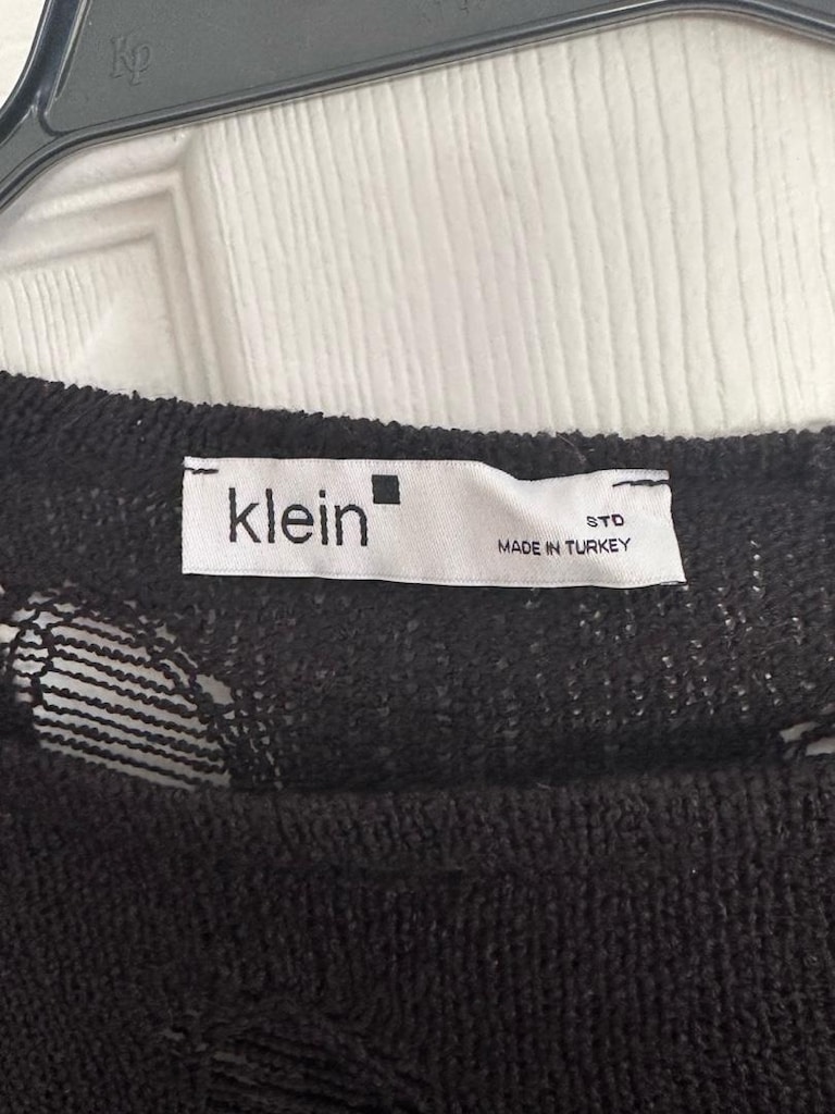 Calvin Klein siyah yırtık detaylı kazak - 4