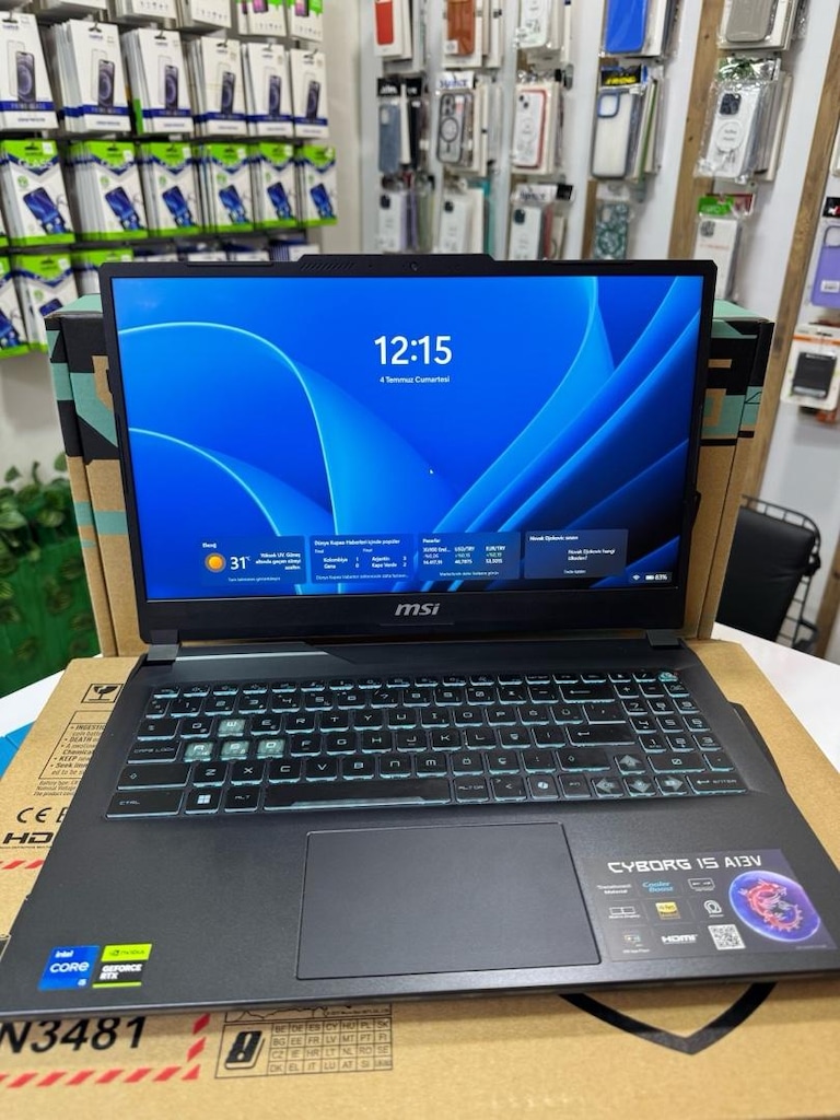MSI Cyborg 15 A13VE-2268XTRNN i5-13420H - 2