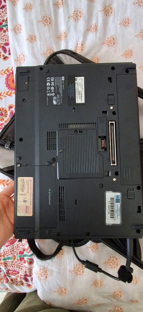 HP laptop - 11
