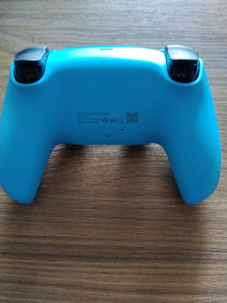ps5 görünümlü kol - 2