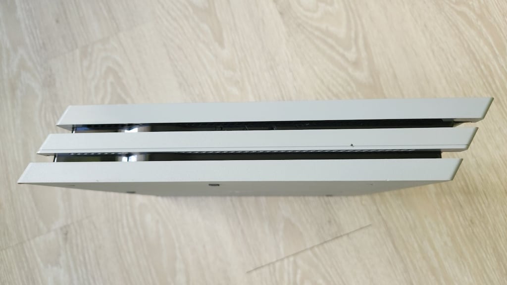 PS4 Pro 1 TB 4K HDR, God of War Limited Edition, Çift Kollu Tertemiz - 9
