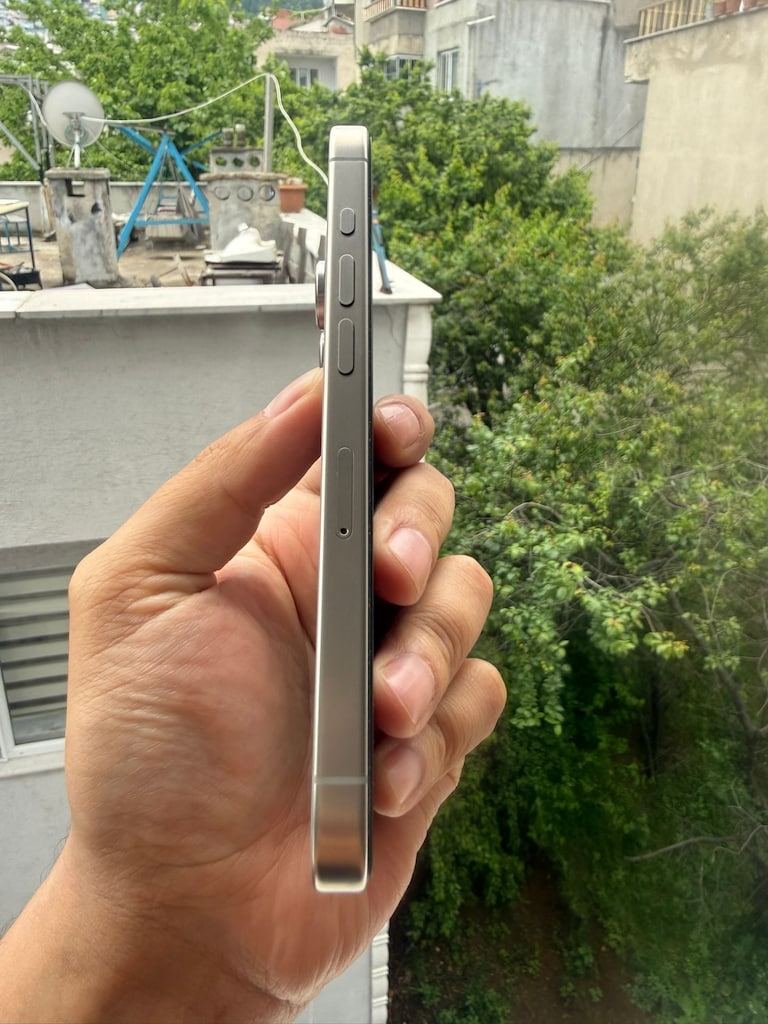 iPHONE 15 PRO MAX / 256 GB / PİL 77 / SORUNSUZ / YD - 4