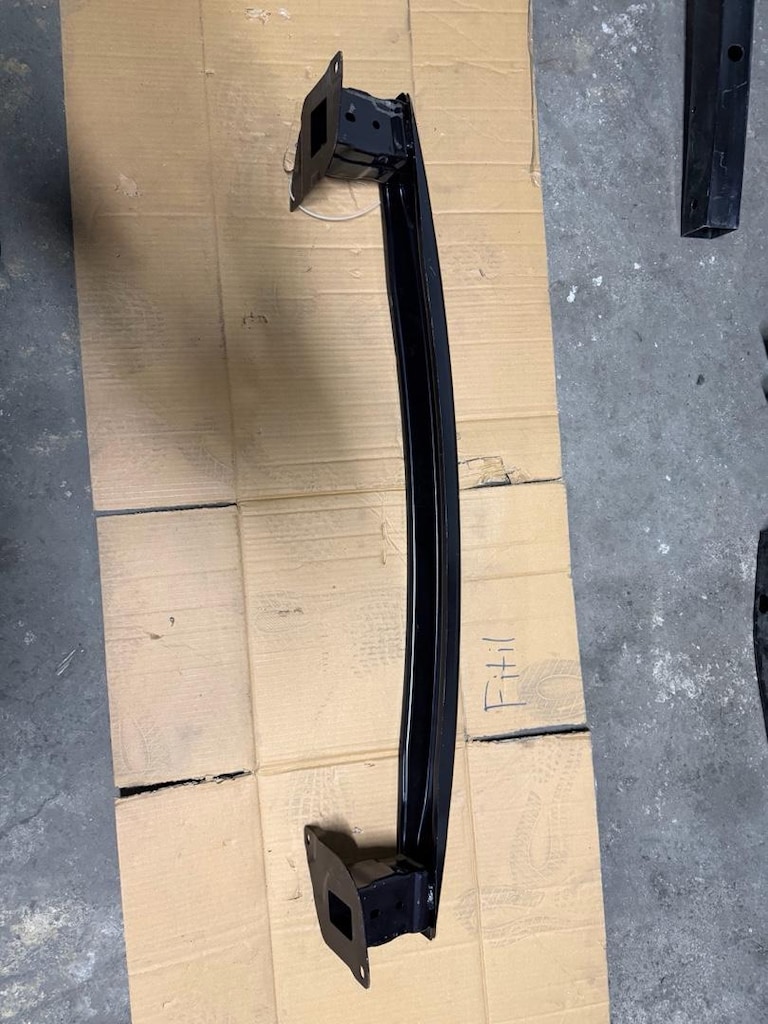 Skoda Rapid Seat toledo arka tampon demiri sıfır ithal 5JH807305 - 2