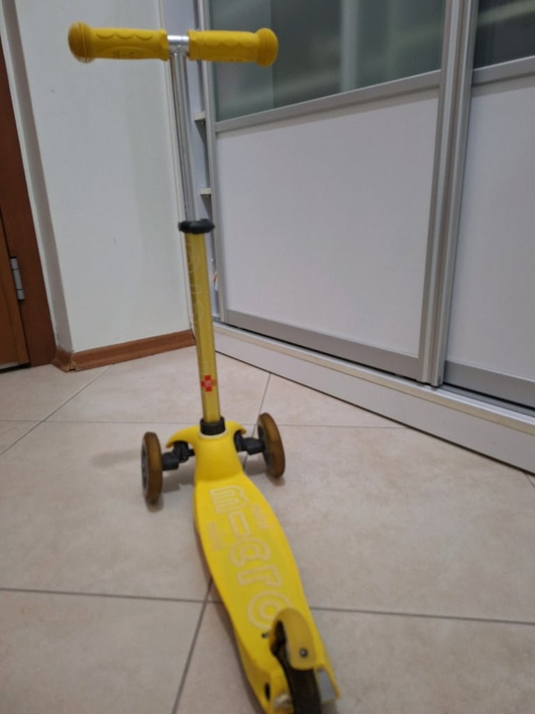tekerleri ledli micro mini scooter hicbir sorunu yoktur - 2