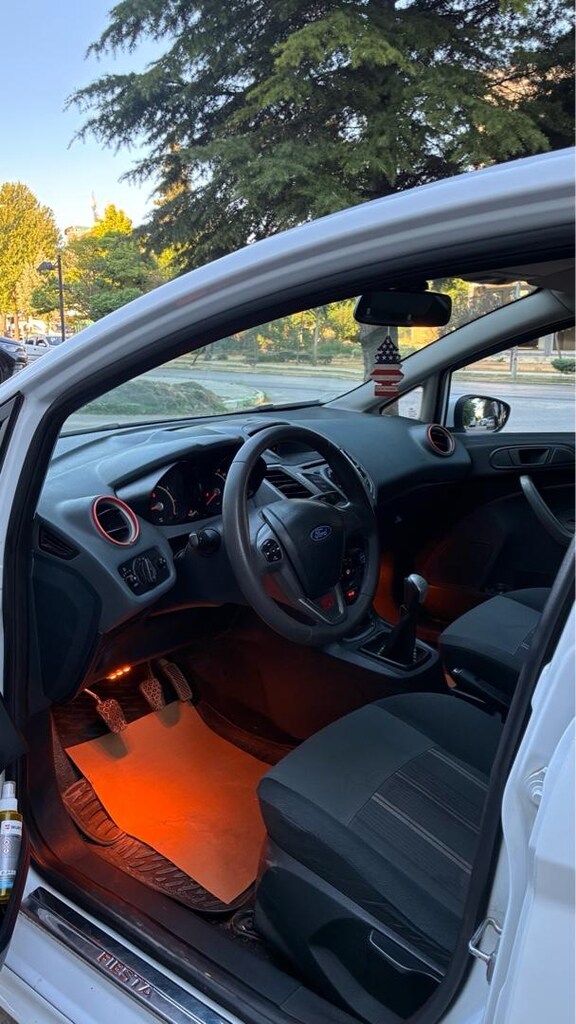 Ford Fiesta - 6