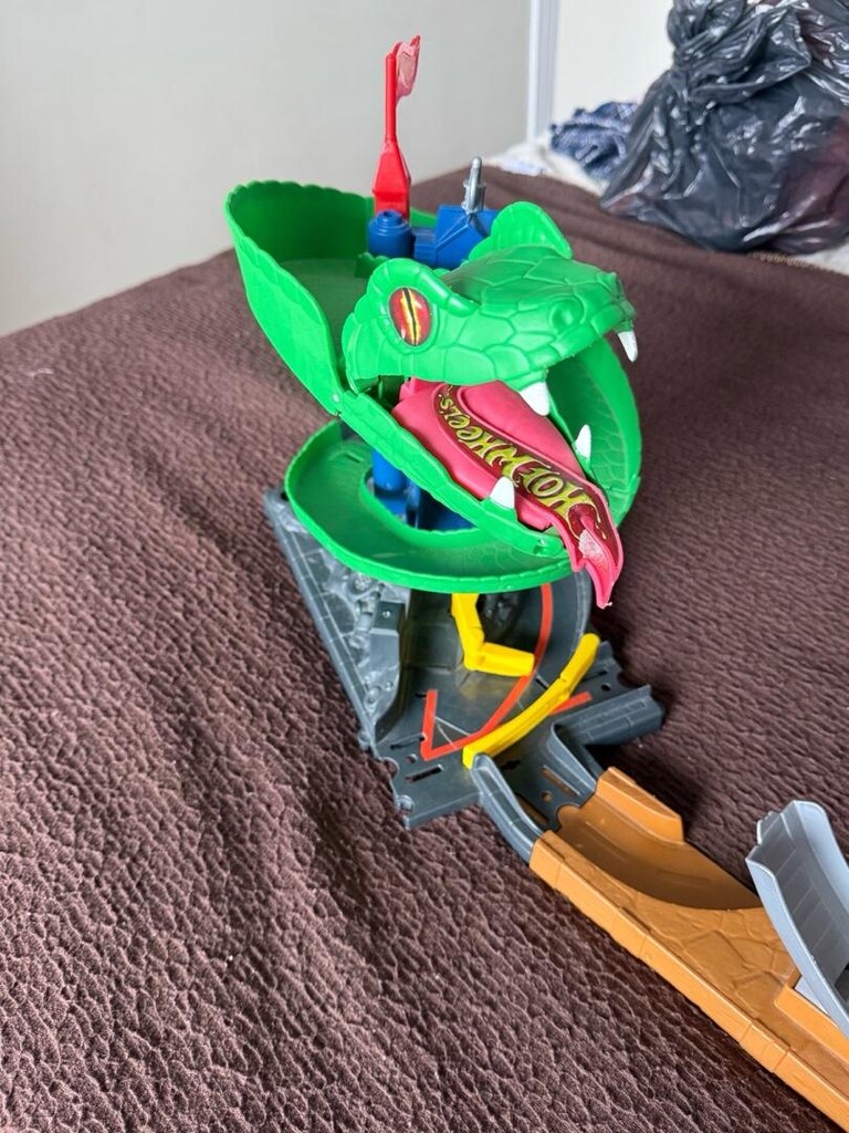 HOT WHEELS Yılan Geçidi Oyun Seti (Parkur) - 5