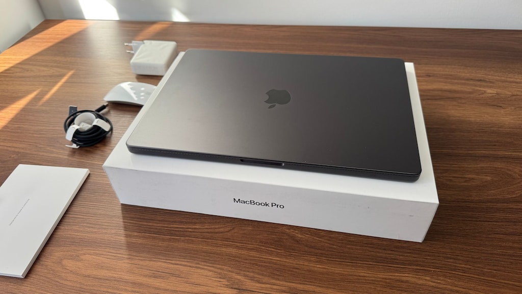 MacBook Pro - 16 inç - M4 Pro - 48 GB RAM - Kaskolu ve Garantili - 2