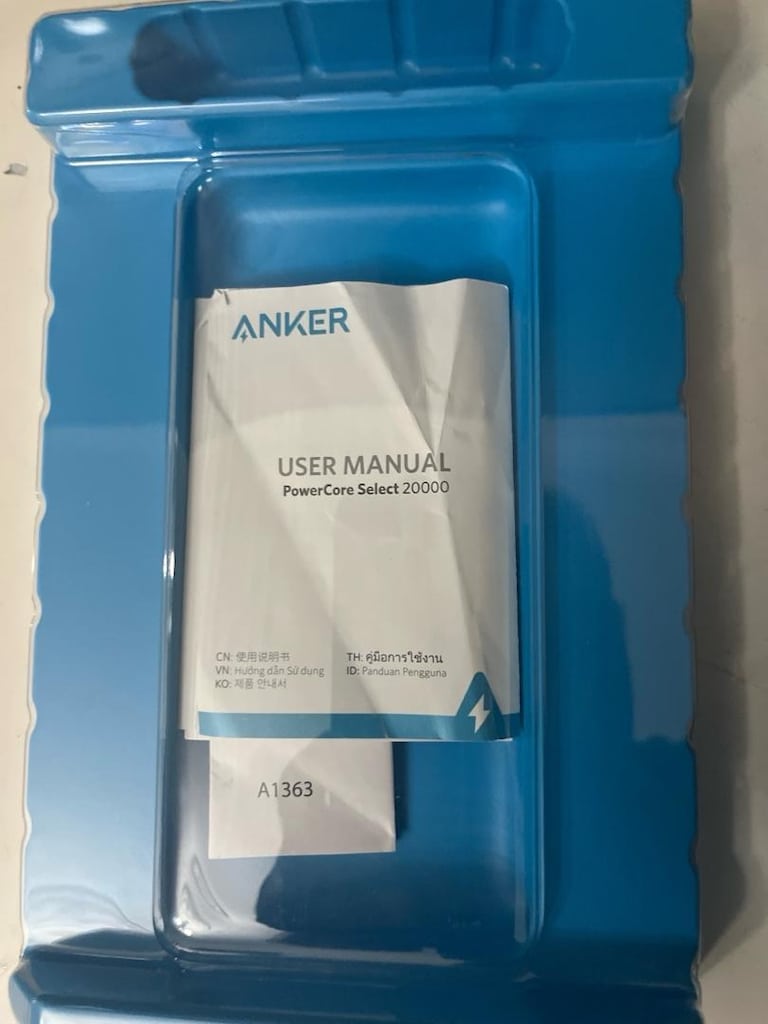 power bank anker 20bin mAh yenisi kadar temiz - 7