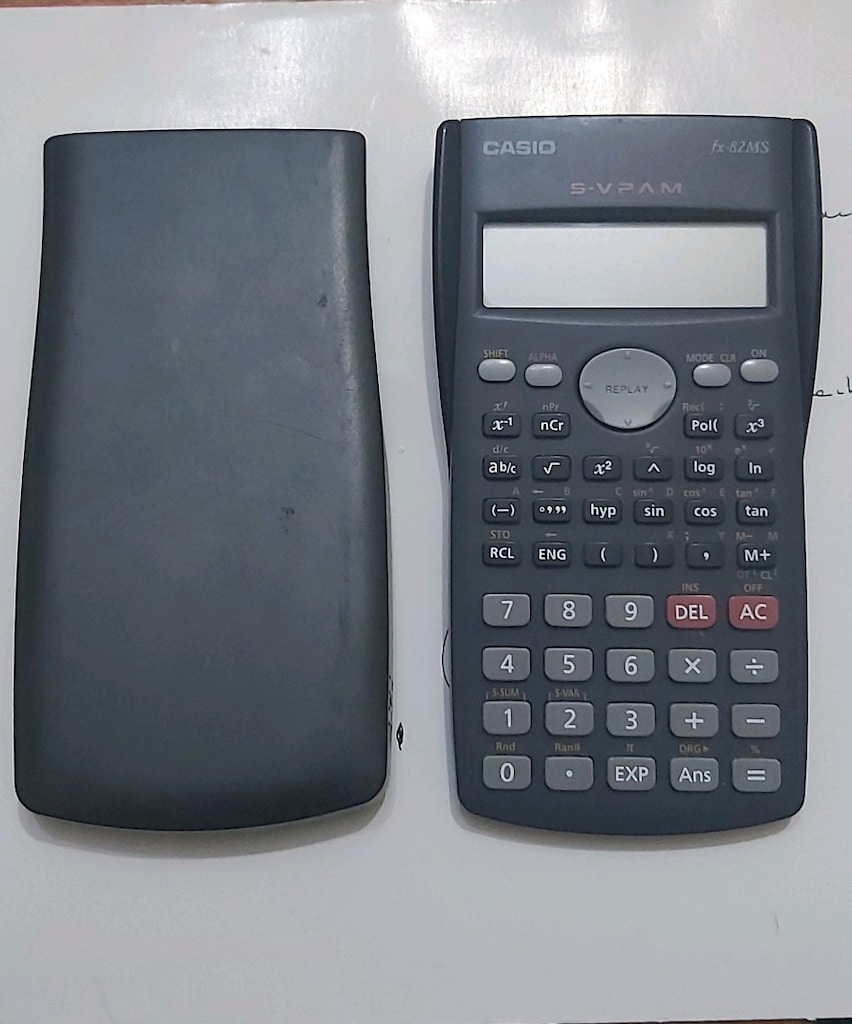 Casio fx-82ms - 2