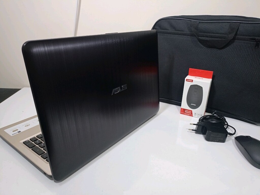 ASUS UYGUN FİYATLI SSDLİ TEMİZ LAPTOP - 9