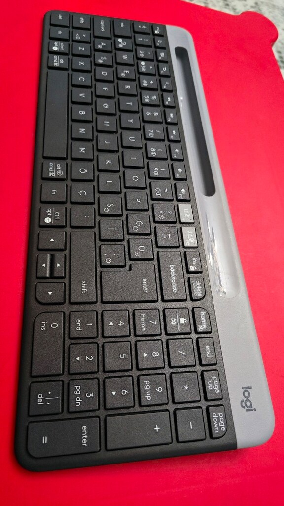 Logitech K580 Slim Multi-Device Kablosuz Türkçe Q Klavye (USB Alıcılı) - 2
