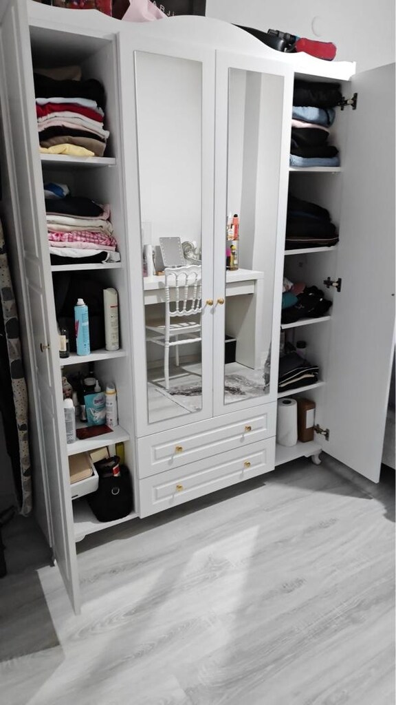 ÇİZİKSİZ TEMİZ VİVENSE GARDIROP - 3