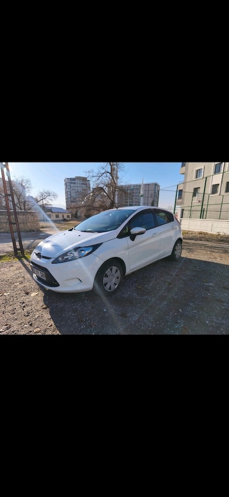 Ford Fiesta 2012 Model - 3