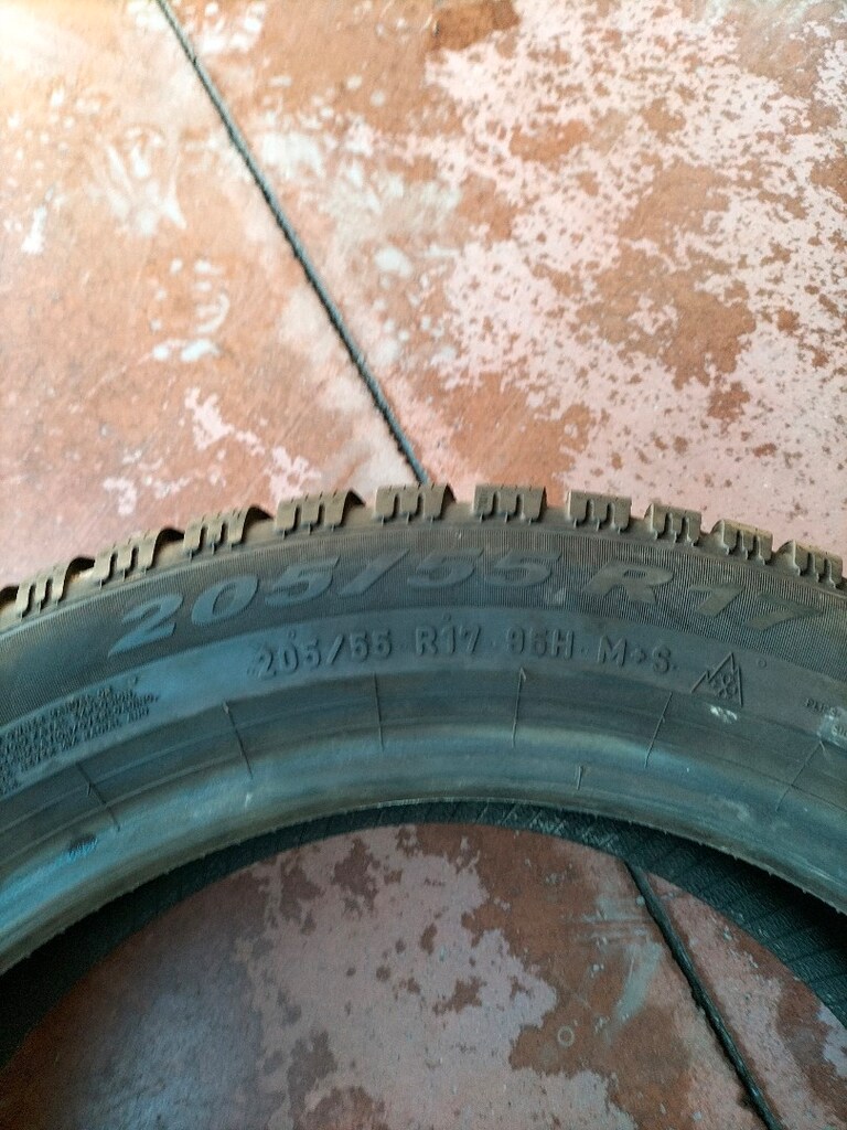 4 adet çıkma lastikler 205 55 r17 sıfır gibi lastikler - 2