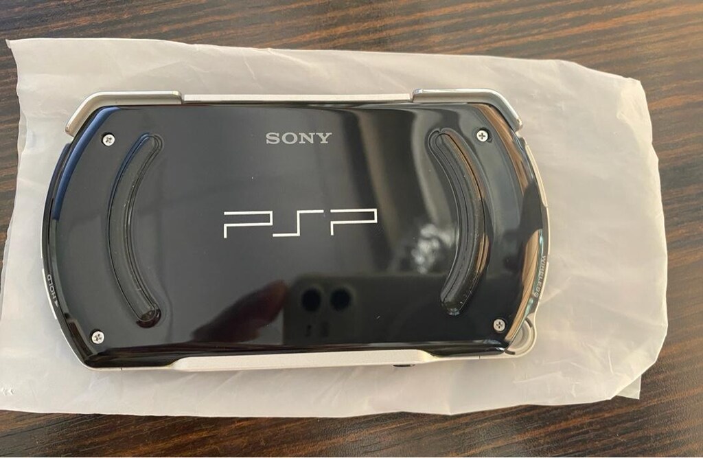 PSP GO - 2