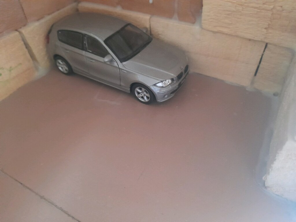 Ahşap hotwheels araba garajı - 3
