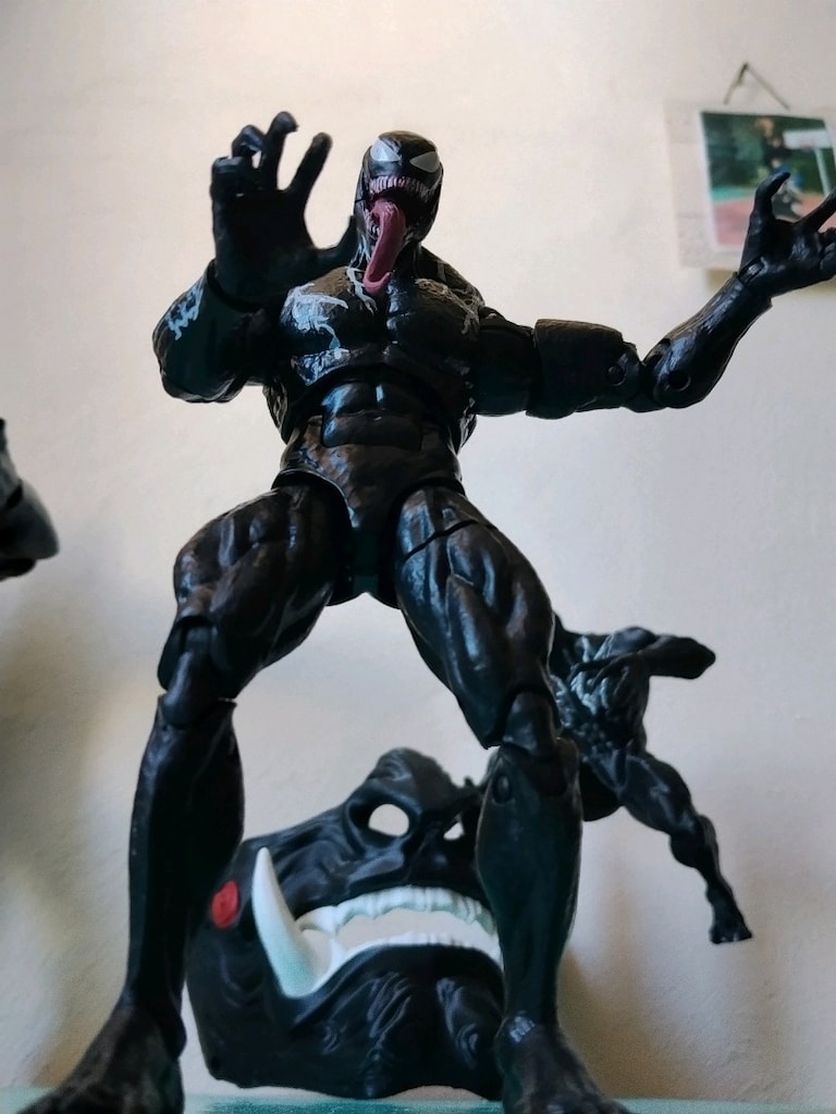 marvel legends venom figür - 4