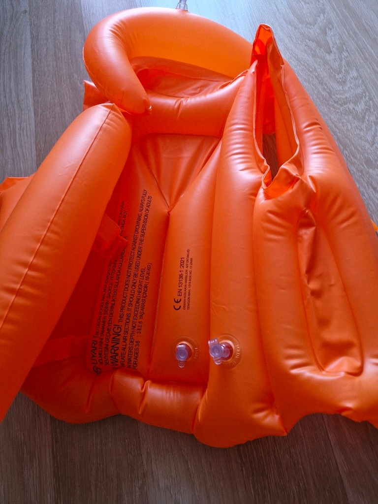 Çocuk Şişme Can Yeleği - 3-6 Yaş (18-30 Kg) Temiz Durumda - 4