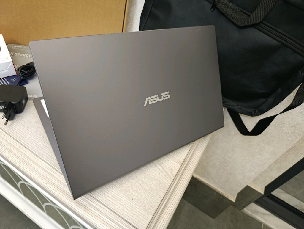 Temiz ve Kutulu i5 ASUS Vivobook - 6