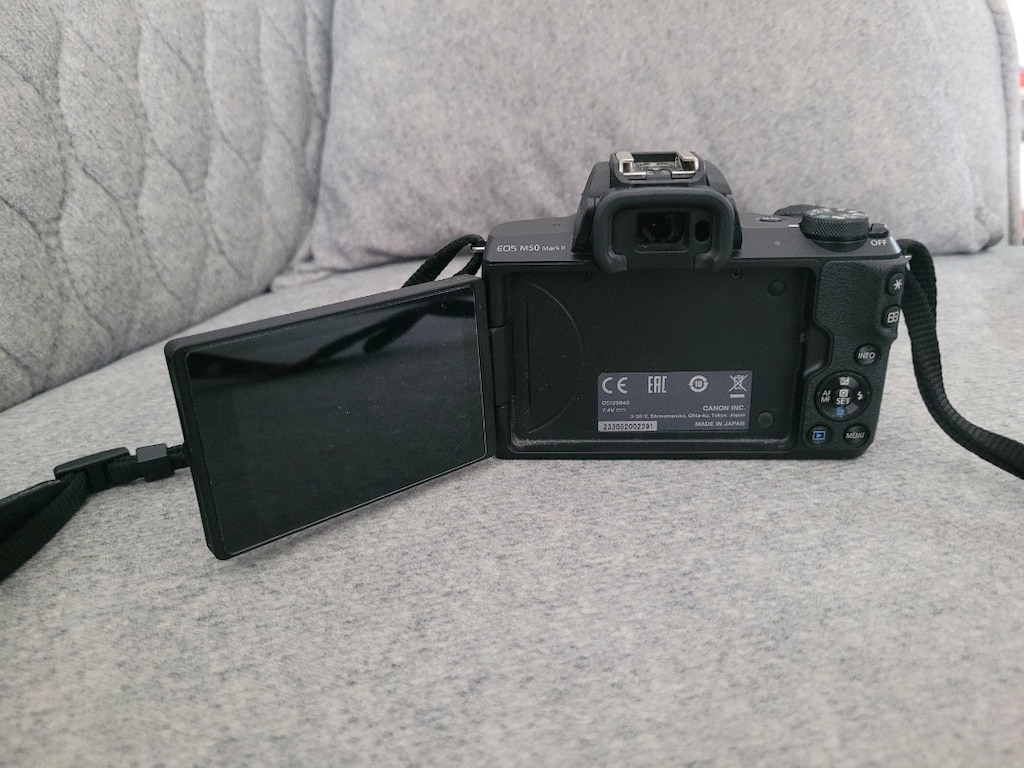 CANON EOS M50 VLOGGER KİT + Godox LED170 + DEYATECH C3530 - 3