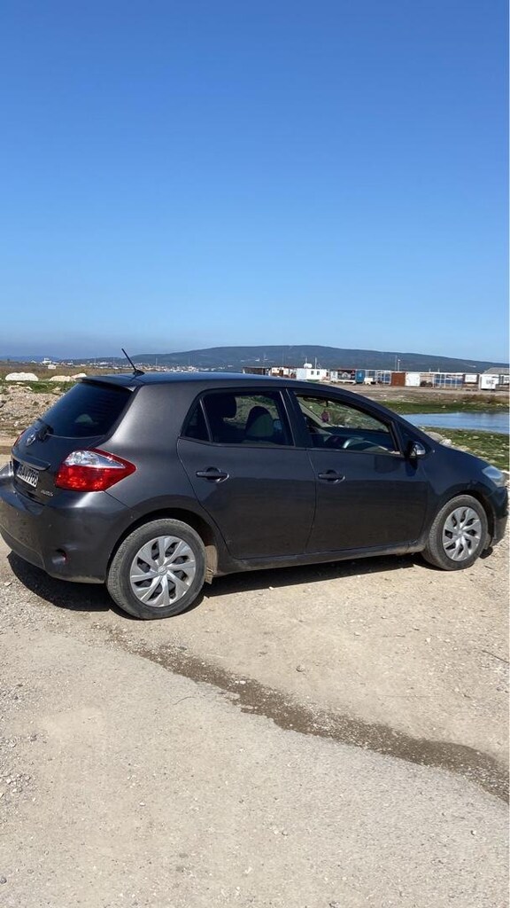 otomatik dizel 1.4 D4D 2011 Toyota Auris sahibinden - 3