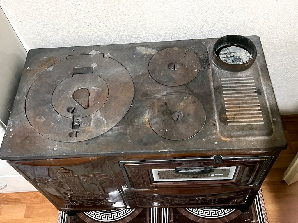 Kahverengi Kuzine Soba - 3