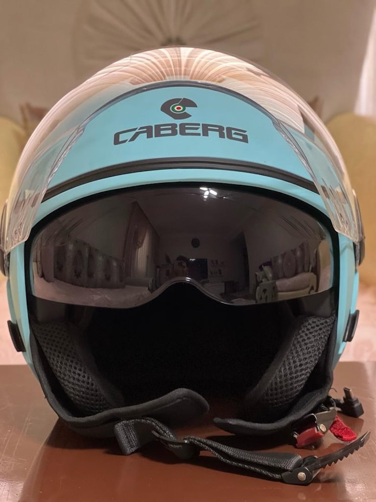 İtalyan kask CABERG sıfır ayarında