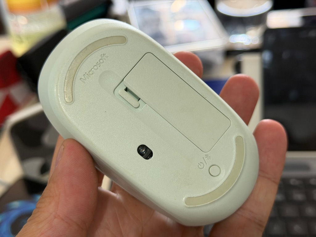 Microsoft Bluetooth Mouse - 2