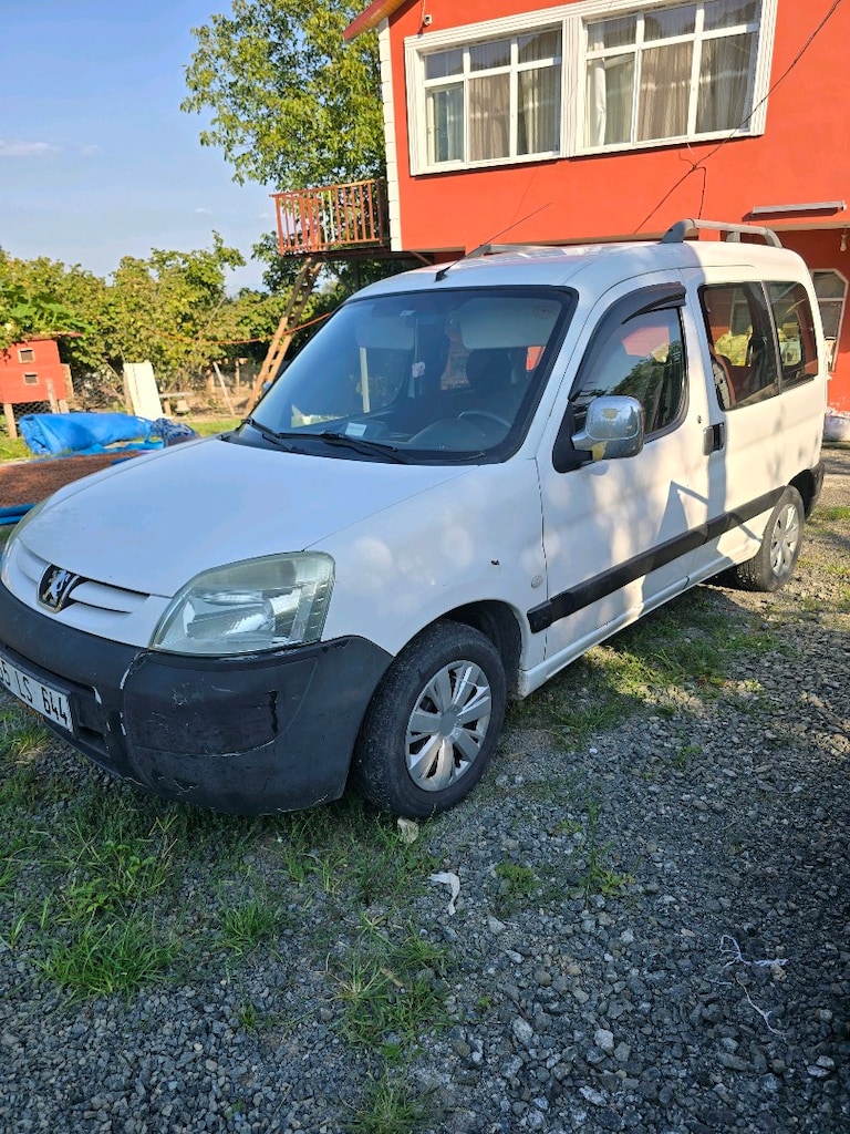 2005 PARTNER 1.9 - 5