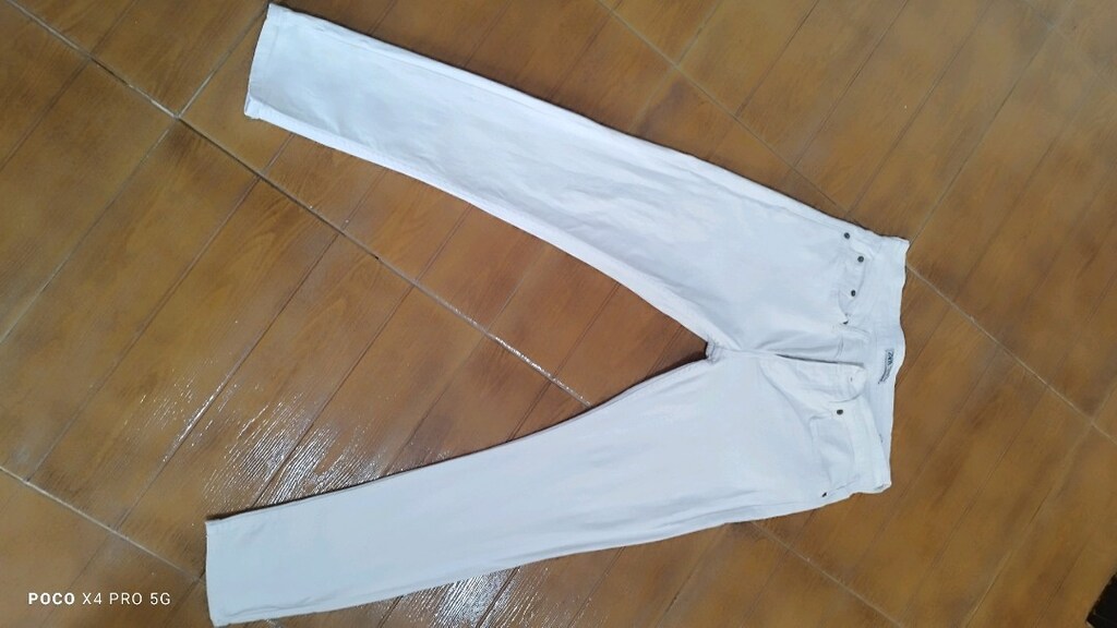 #Zara jeans..Pasları var, pas çözücü kullanılabilir. Eni çekilince 40 - 6