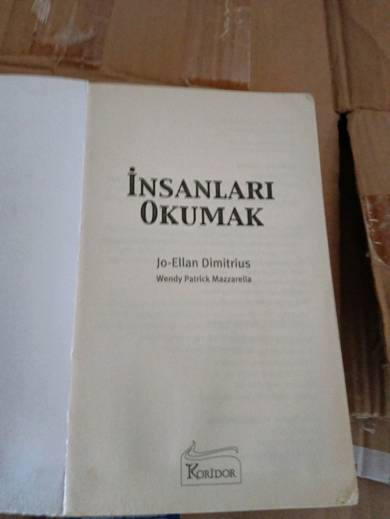 jo-Ellan dimitrius insanları okumak adlı kitap - 3