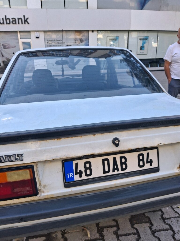 1993 model Renault 9 Spring - 7