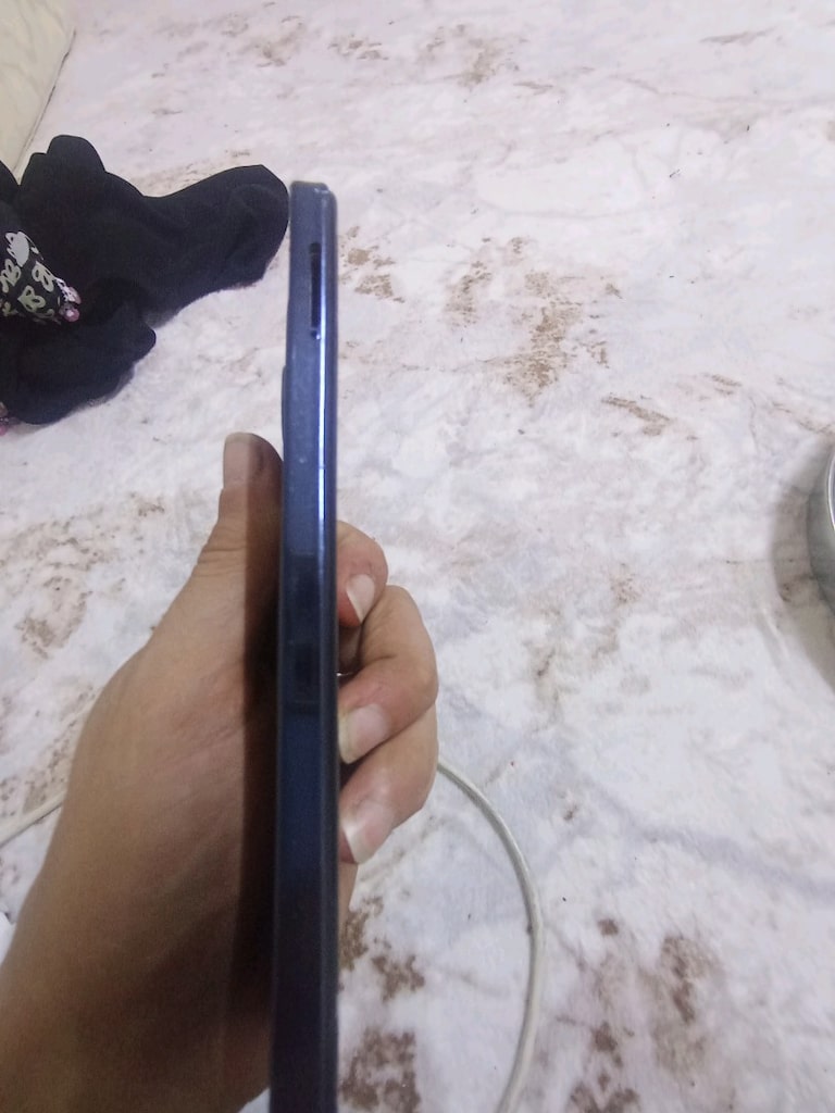 Infinix Smart 8 (Model: X6528B) - Ekran Kırık / Kasa Temiz / Yedek Par - 4