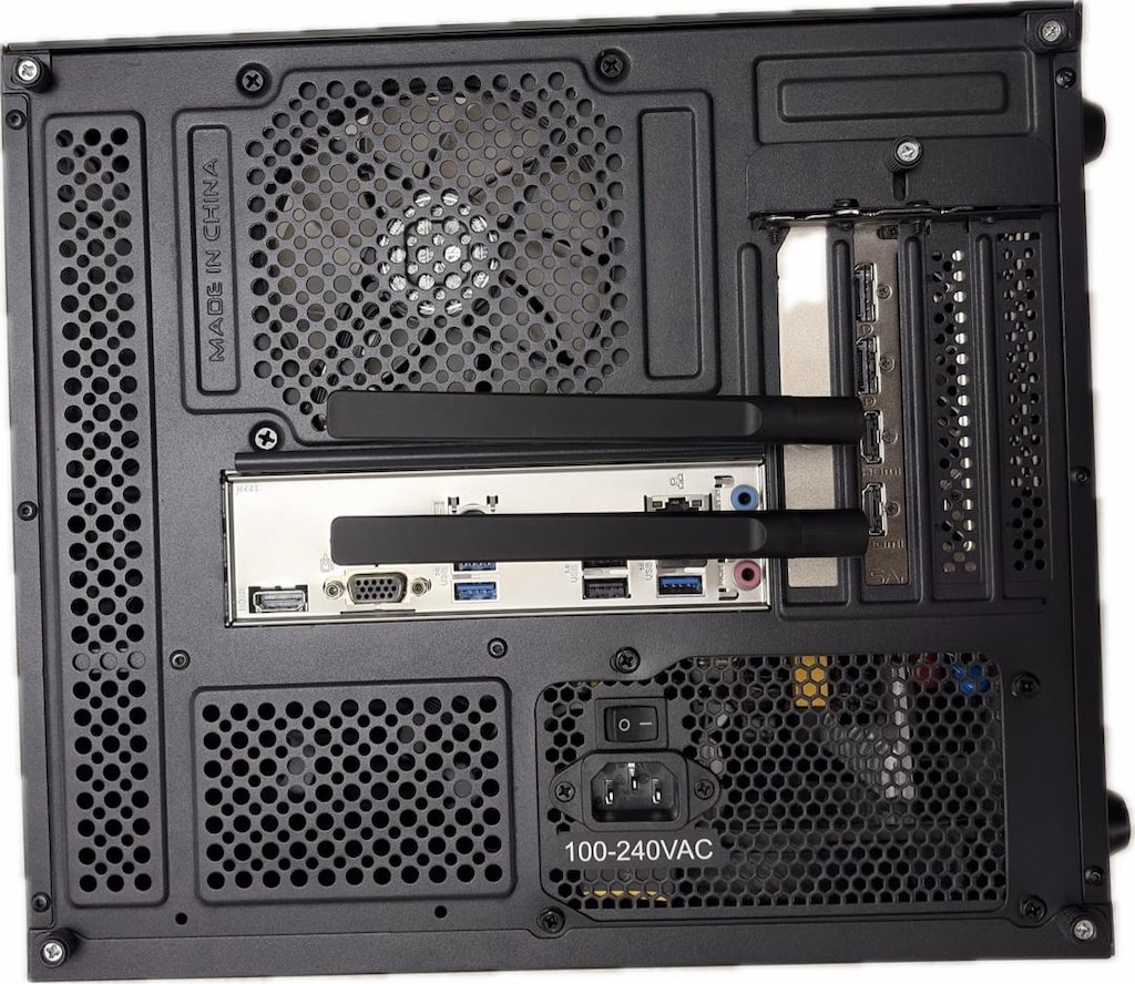 9070, 9600x 32 gb 6000mhz ram PC - 3