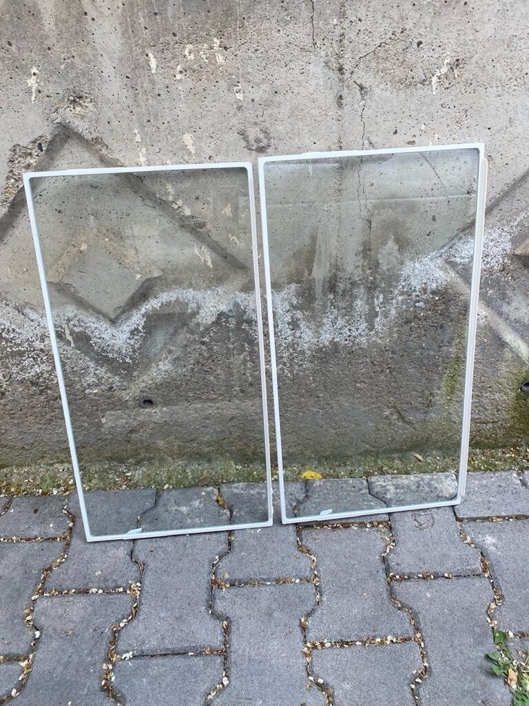 Buzdolabı rafları 3 adet var - 2