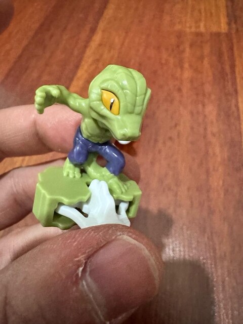 Kinder Spiderman Lizard Figür