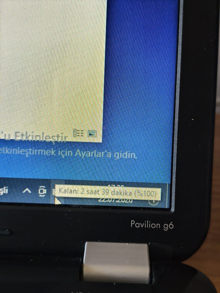 HP LAPTOP - 9