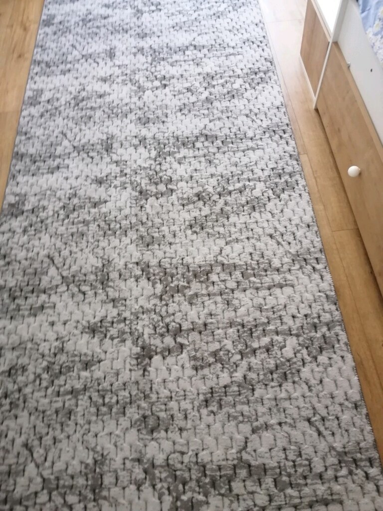 Kaymaz taban halı hiç kullanılmadı - 3