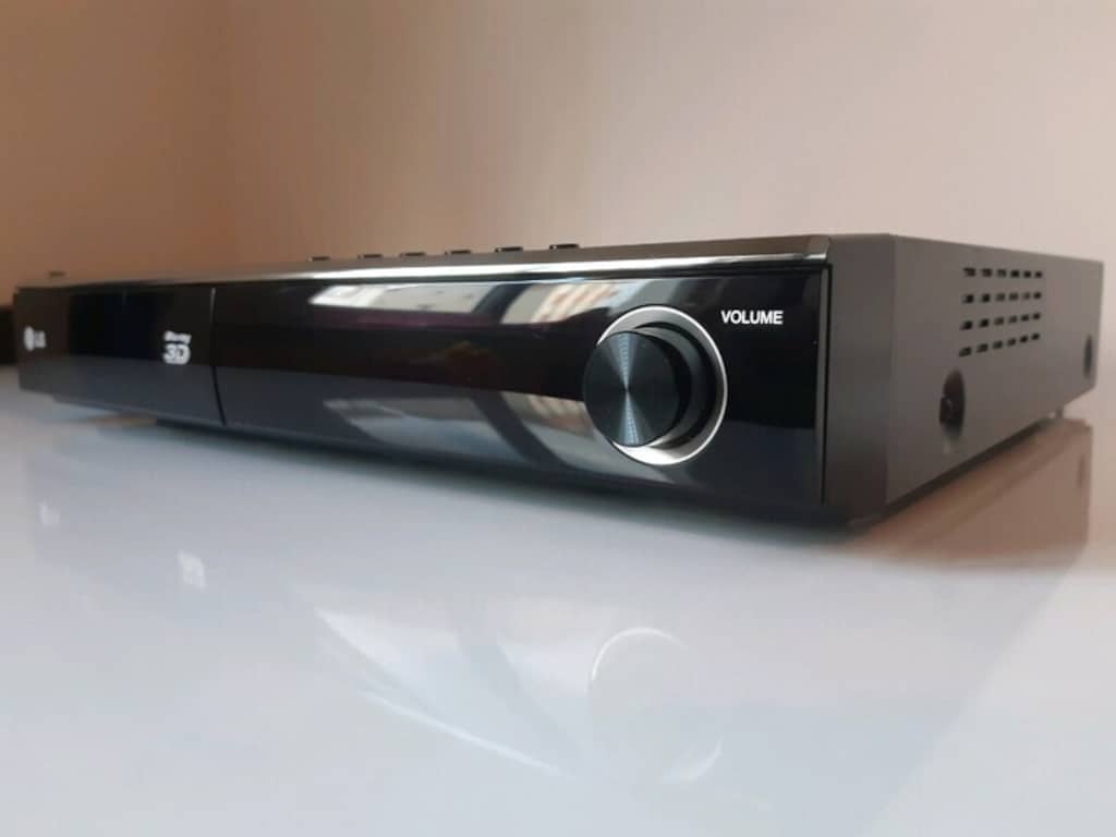 LG AMFİ DIGITAL 3D 5.1 OPTIC 1100 W. - 3