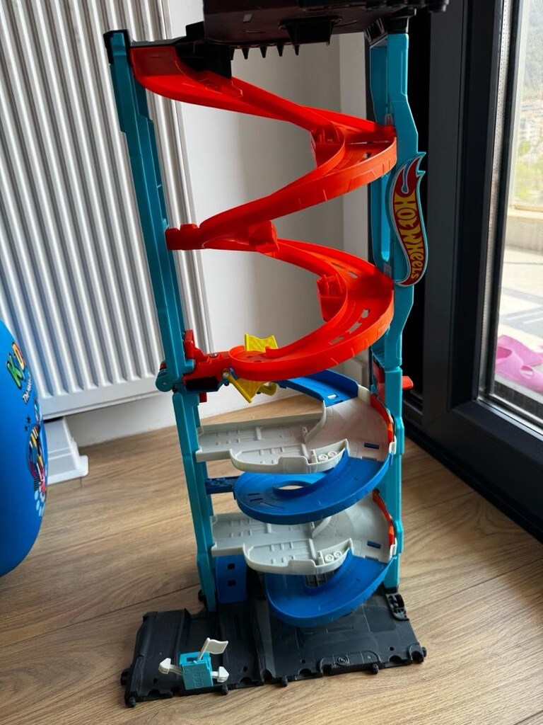 HOT WHEELS Heyecanlı Yarış Kulesi HKX43 - 6
