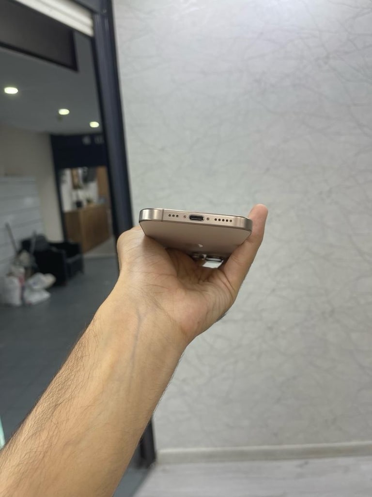 İphone 16 pro - 6