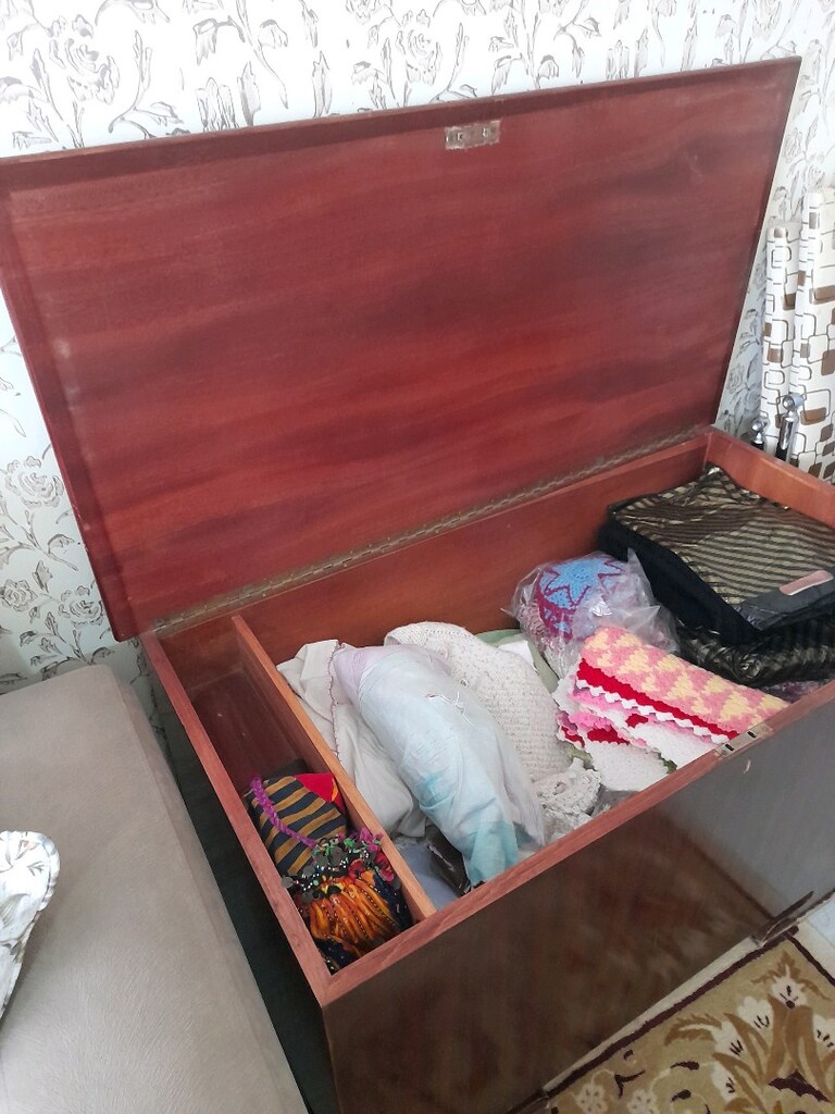 büyük boy maun kaplama sandık - 3