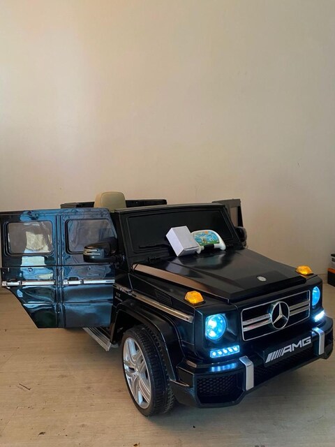 Mercedes **G 63** LİSANSLI AKÜLÜ ARABA