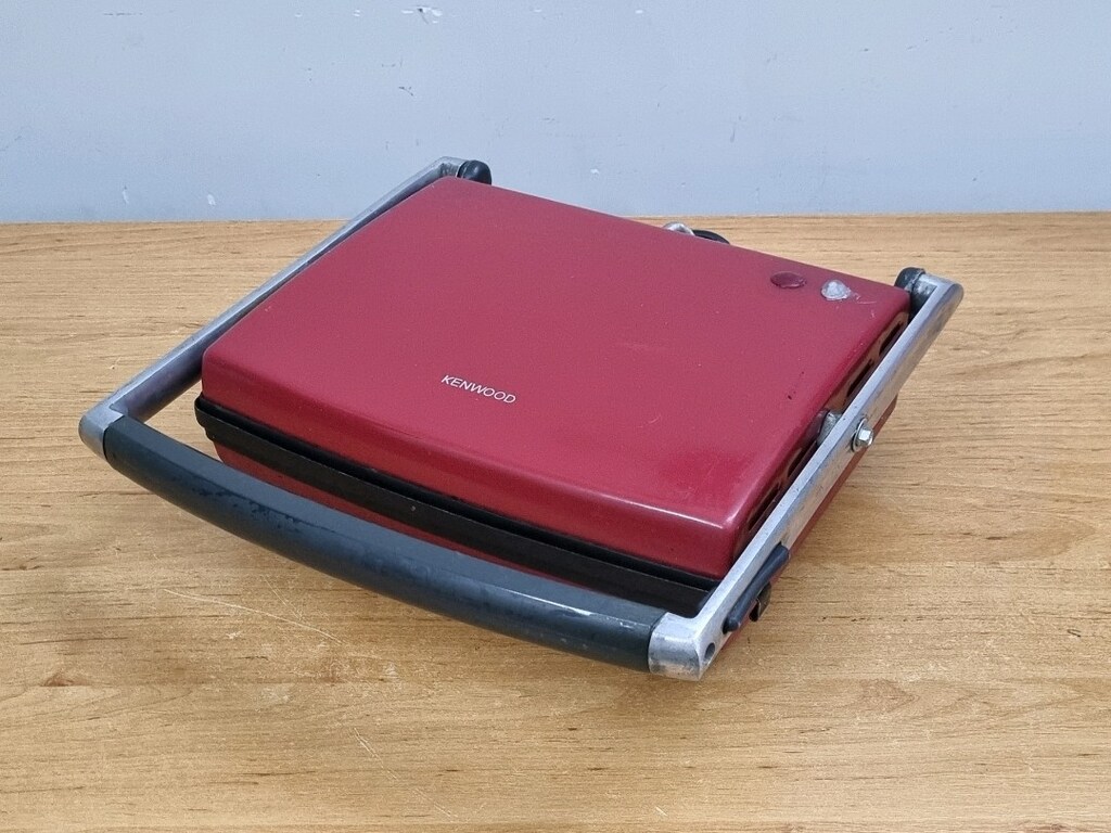 Kenwood ( 2000 W modern Tost makinesi ve et ızgarası) - 2