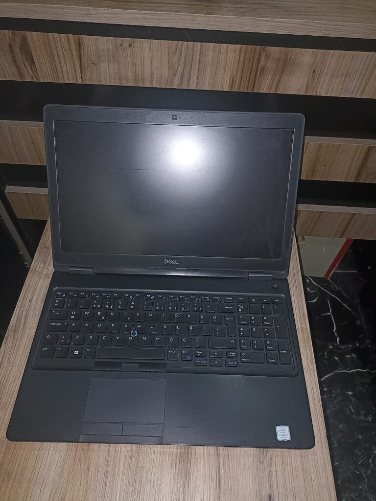 Dell latude 5590 kurumsal leptoplar - 2