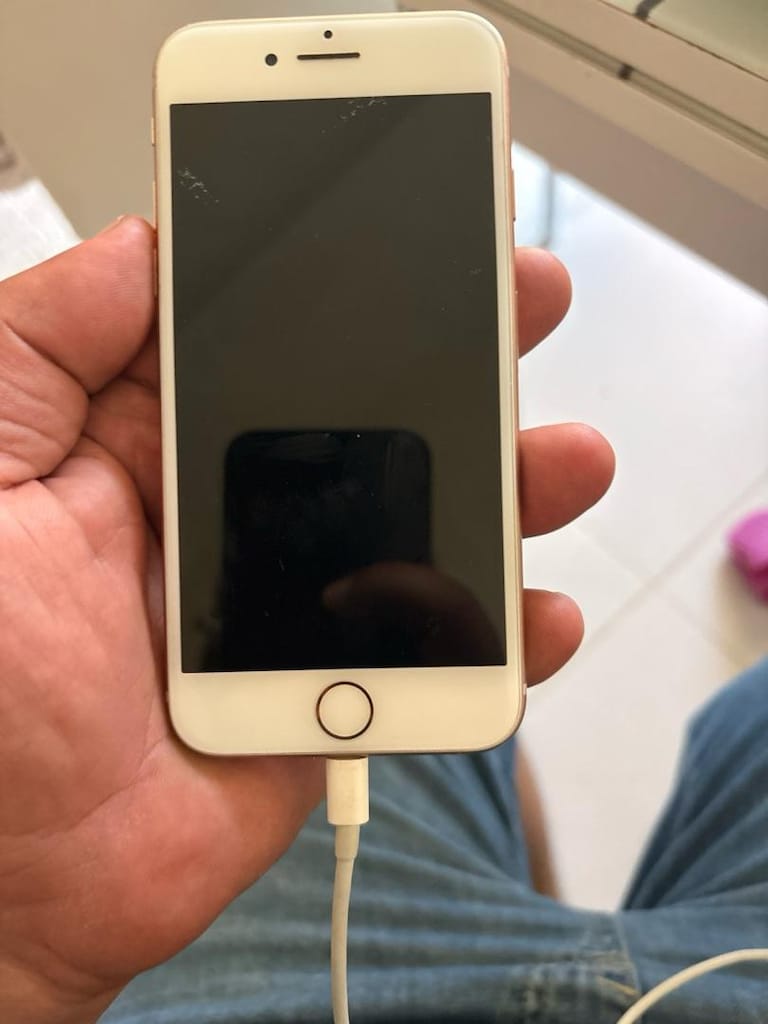 iPhone 8 - 3