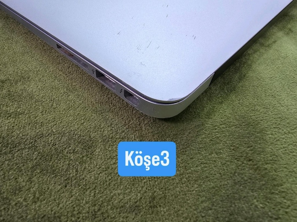 MacBook Air - 12